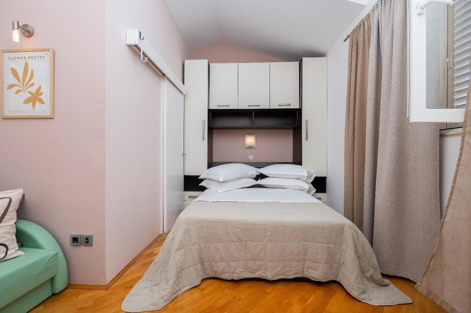 Luka Toni Apartment